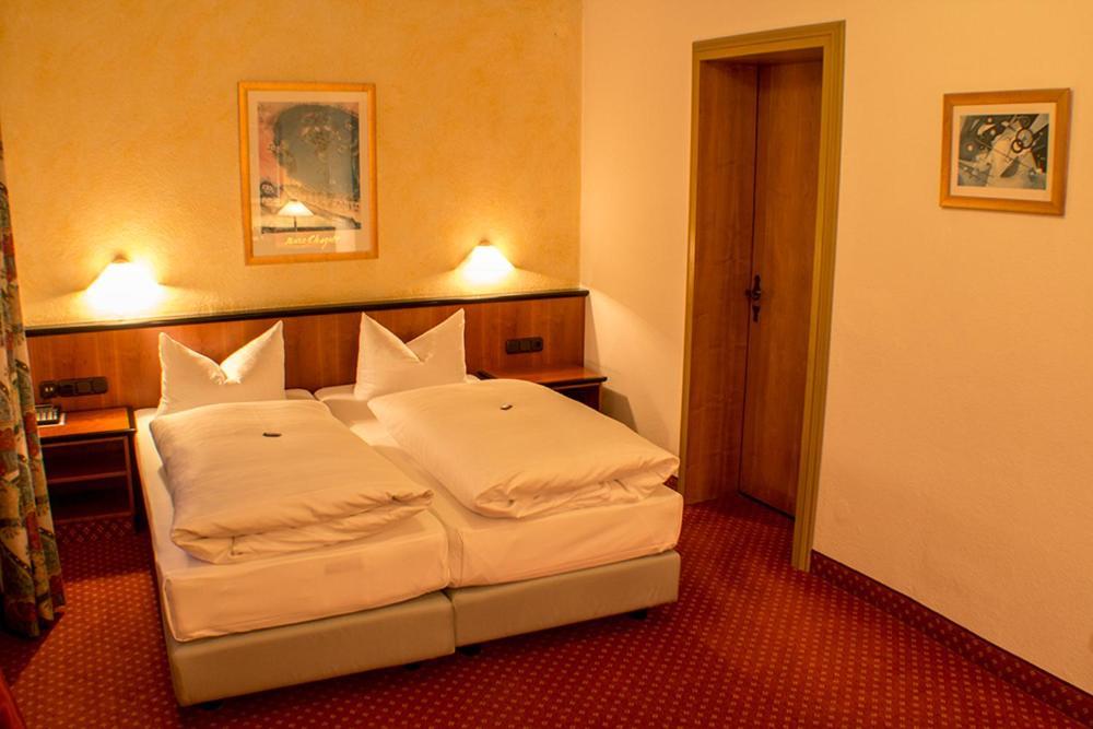 Garni Hotel Schmaus Viechtach Bagian luar foto