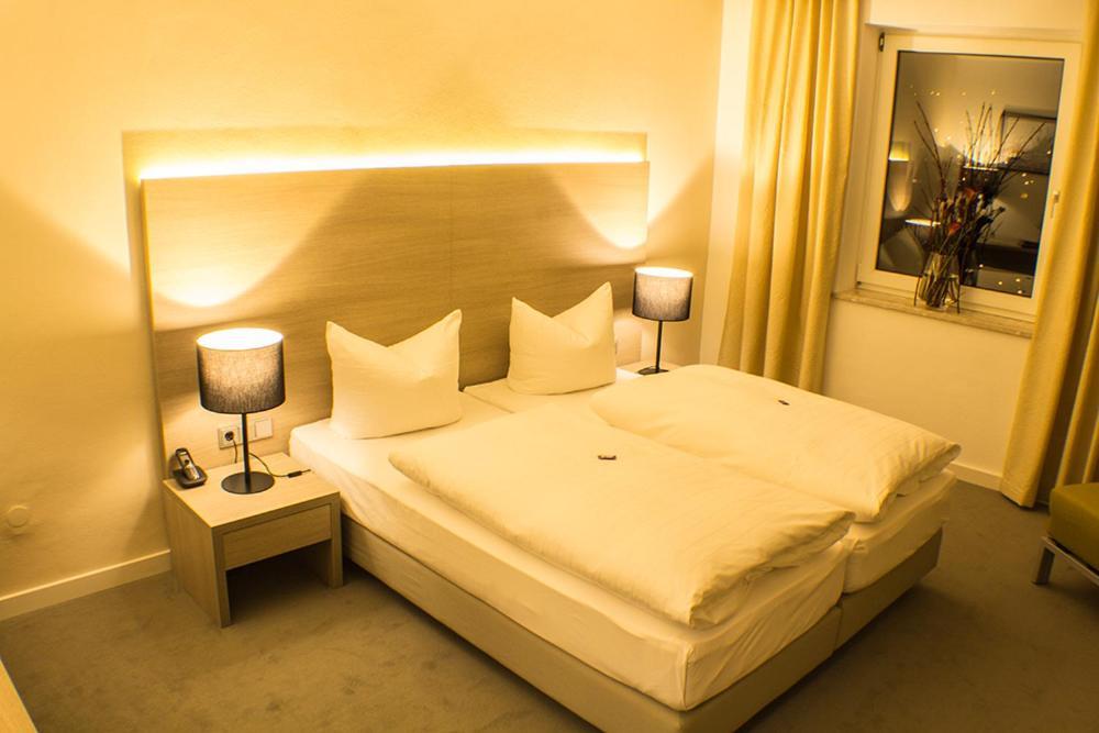 Garni Hotel Schmaus Viechtach Bagian luar foto